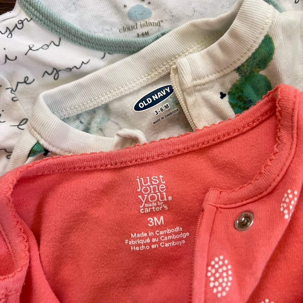 Baby pajamas bundle - caterpillars, chicken, I love you, 3-6 months - Picture 2 of 3